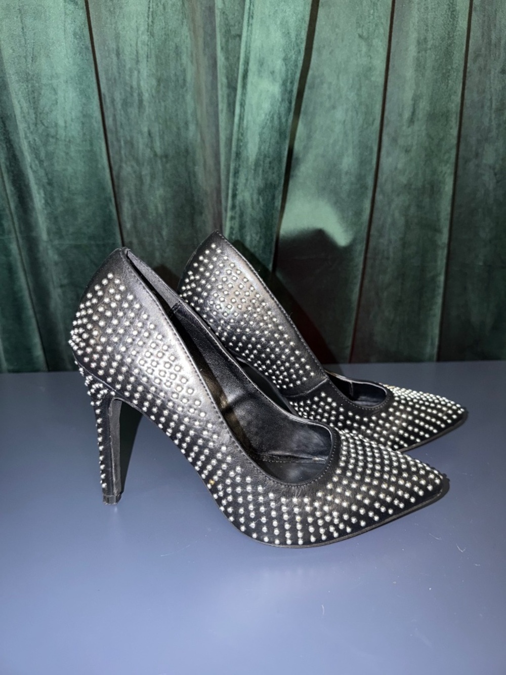 Report Black Studded Pointed Toe Stiletto Pumps Heels Size 5.5